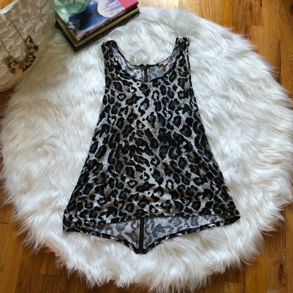 Leopard Print Racerback Tank with Zipper - Picture 2 of 4
